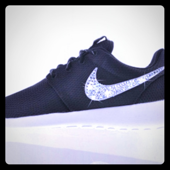 Nike Shoes - New Nike Rosche sneakers with Bling